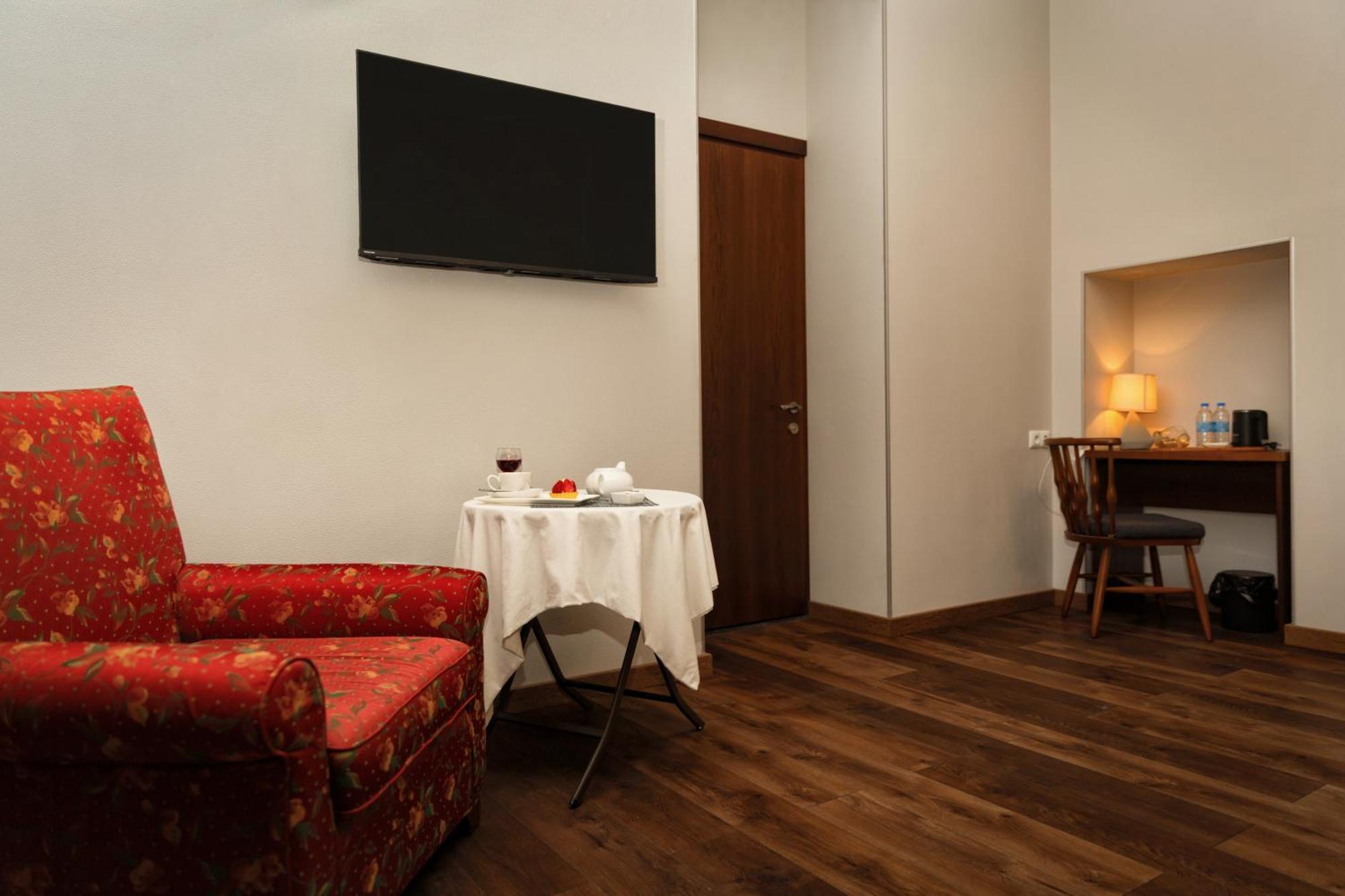Tea For Two Hotel Tbilisi